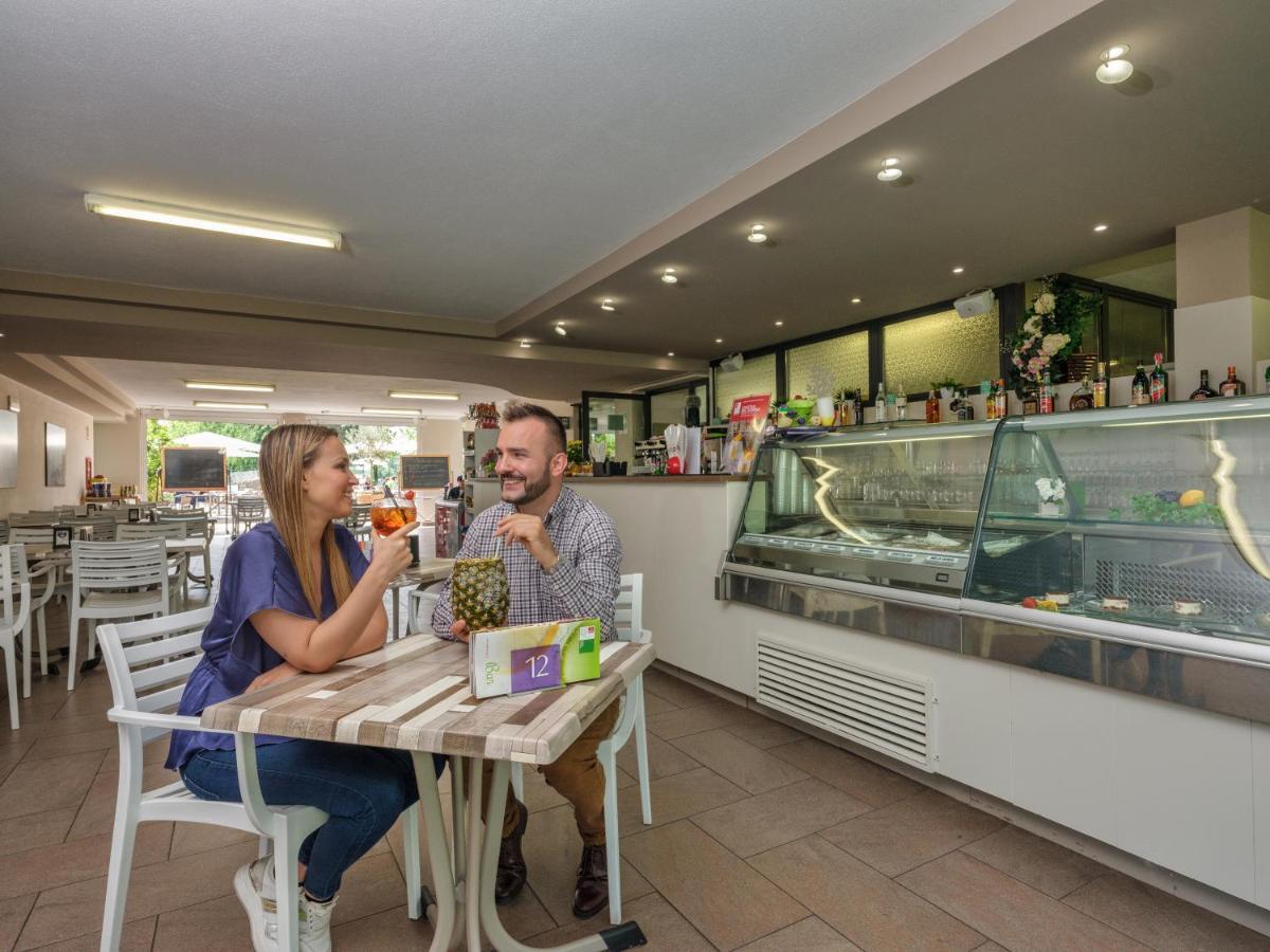 Parc Hotel Peschiera del Garda Exterior photo